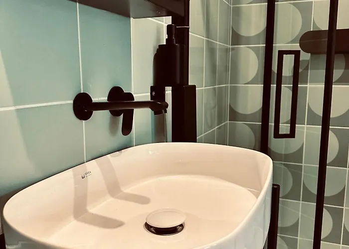 Zielona Rownica * أوسترون